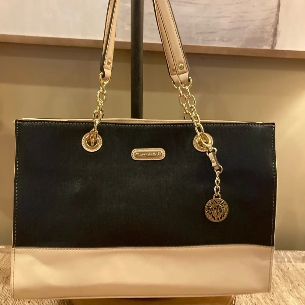 Anne Klein Women Full Bloom Large Tote‎ Purse Ivory/Black NEW Gold Hardware